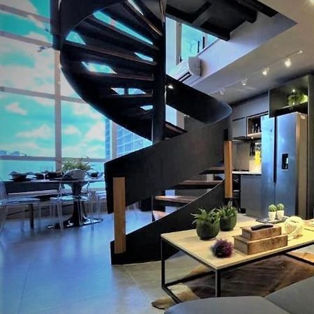 Apartamento Duplex Manhattan Com 2 Suites Casal E Solteiro E Reversivel Гояния Экстерьер фото