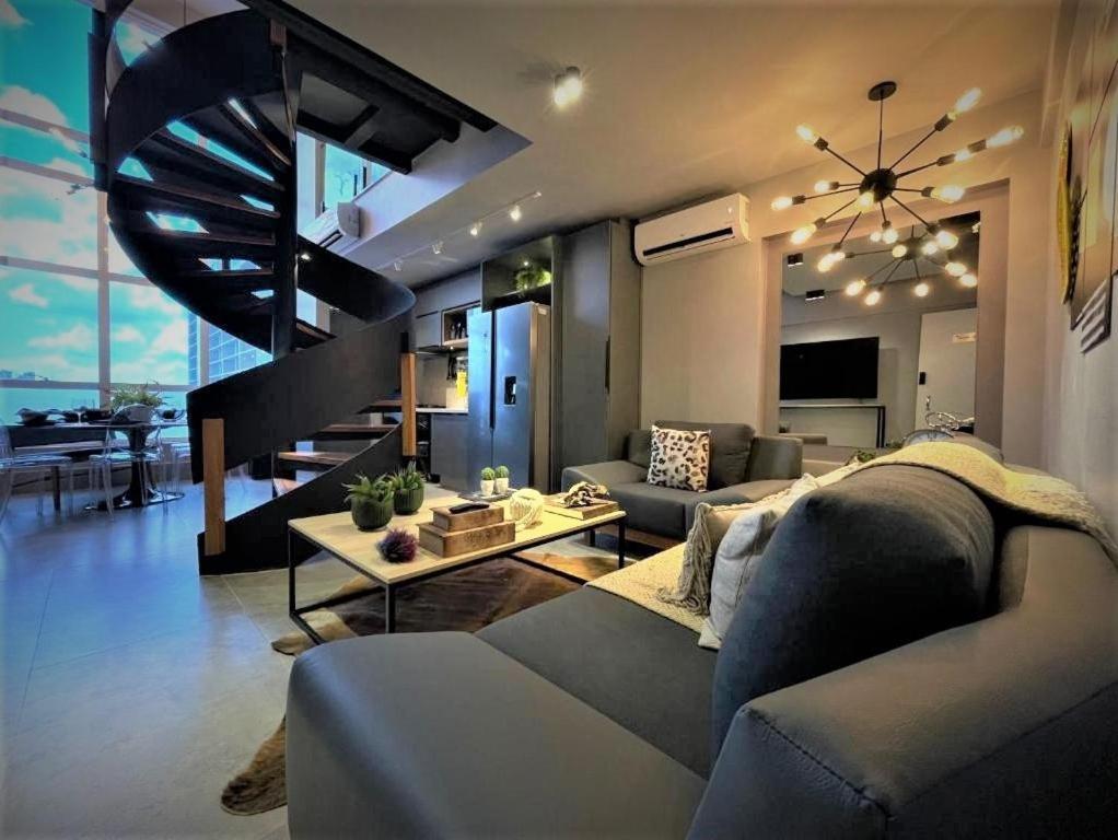 Apartamento Duplex Manhattan Com 2 Suites Casal E Solteiro E Reversivel Гояния Экстерьер фото