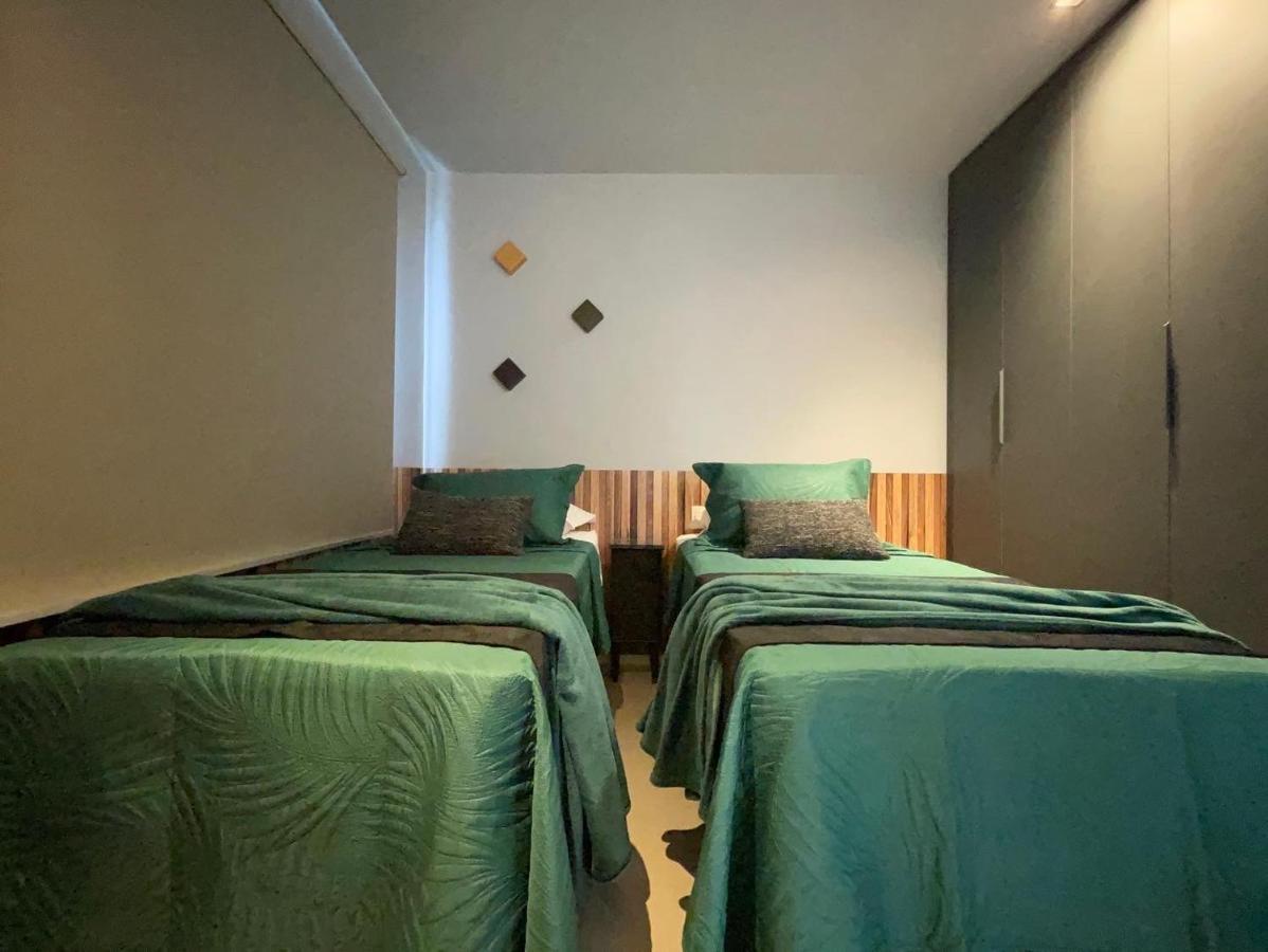 Apartamento Duplex Manhattan Com 2 Suites Casal E Solteiro E Reversivel Гояния Экстерьер фото